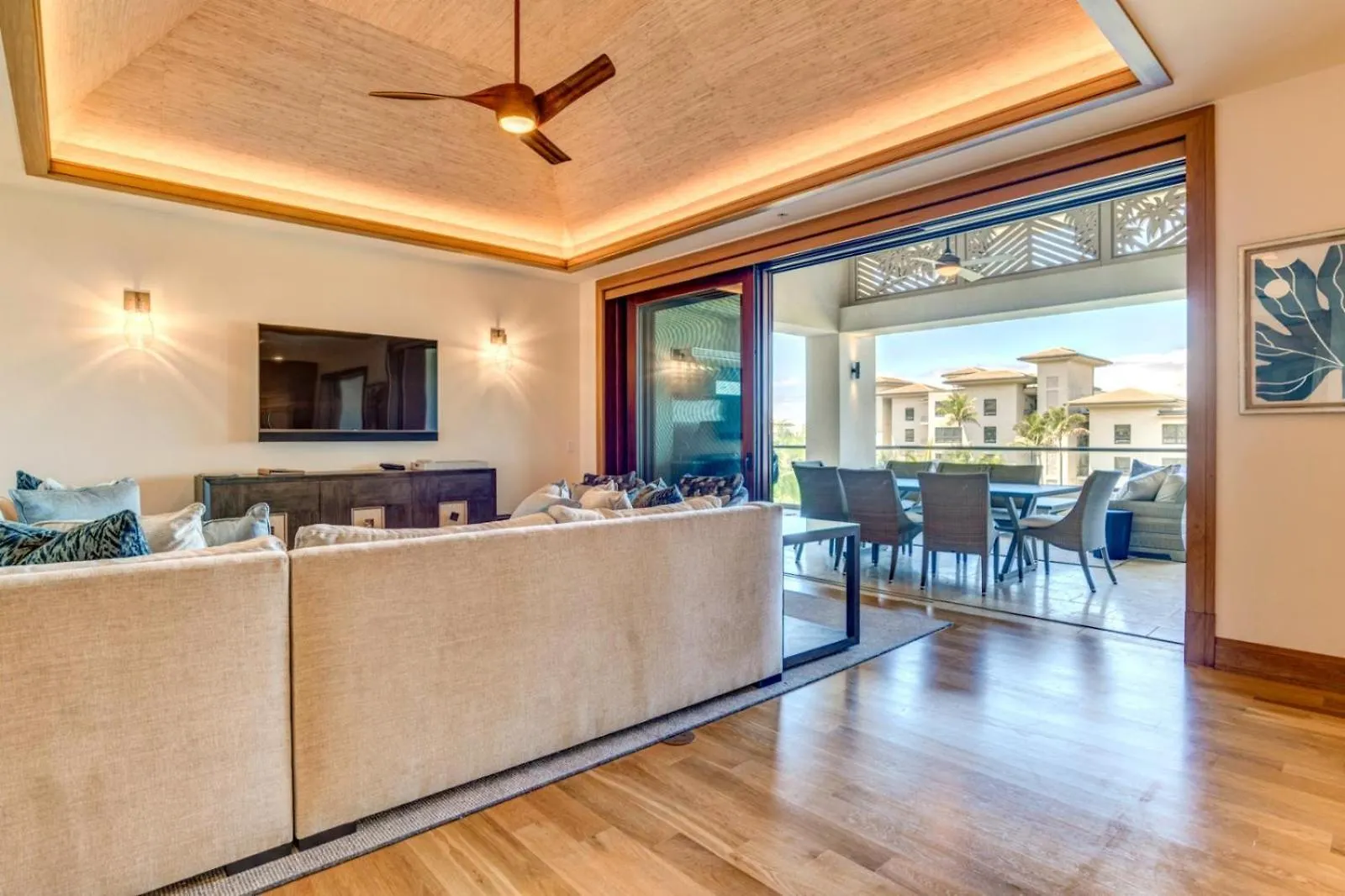 Kbm Resorts Free Car Molokai At Montage Kapalua Bay Ocean View Penthouse