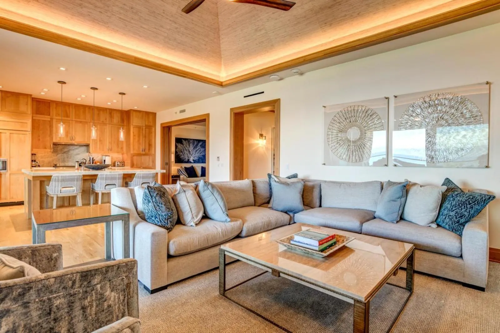 Kbm Resorts Free Car Molokai At Montage Kapalua Bay Ocean View 3-Bedroom Penthouse With Daily Housekeeping Spa 0*,