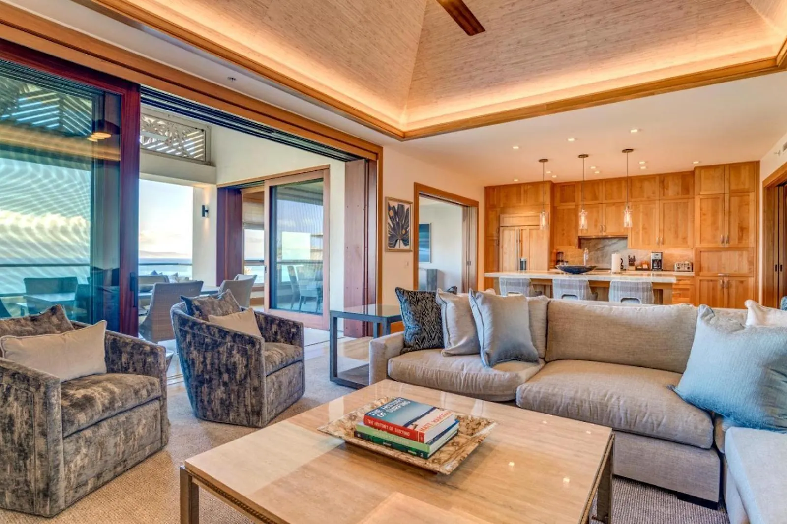 Kbm Resorts Free Car Molokai At Montage Kapalua Bay Ocean View Penthouse 0*,