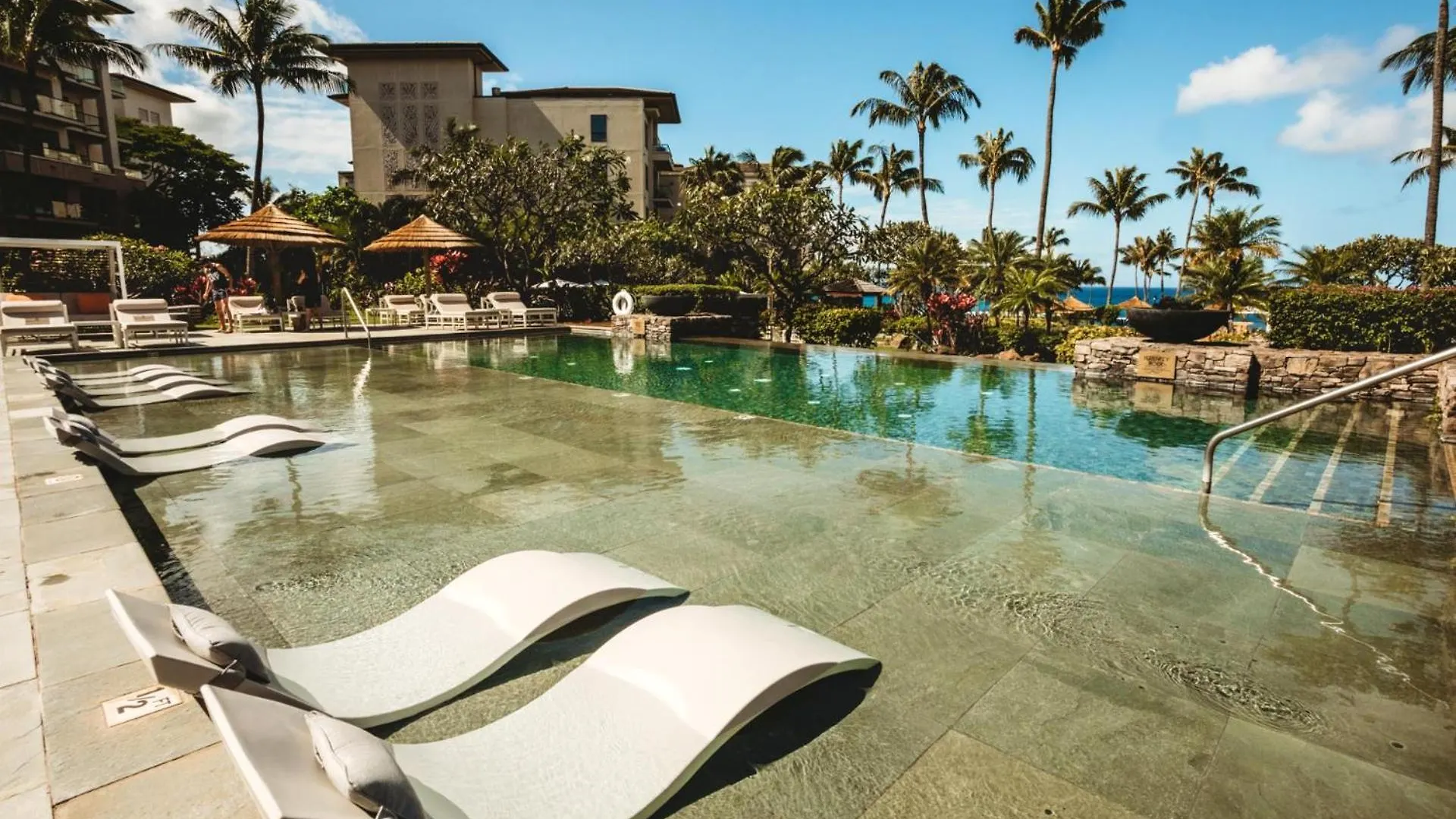 Kbm Resorts Free Car Molokai At Montage Kapalua Bay Ocean View Penthouse